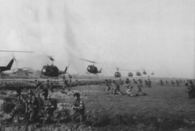 2myph388_A411_MPT_CIDG___SF_AIR_ASSAULT_MAY_67.JPG